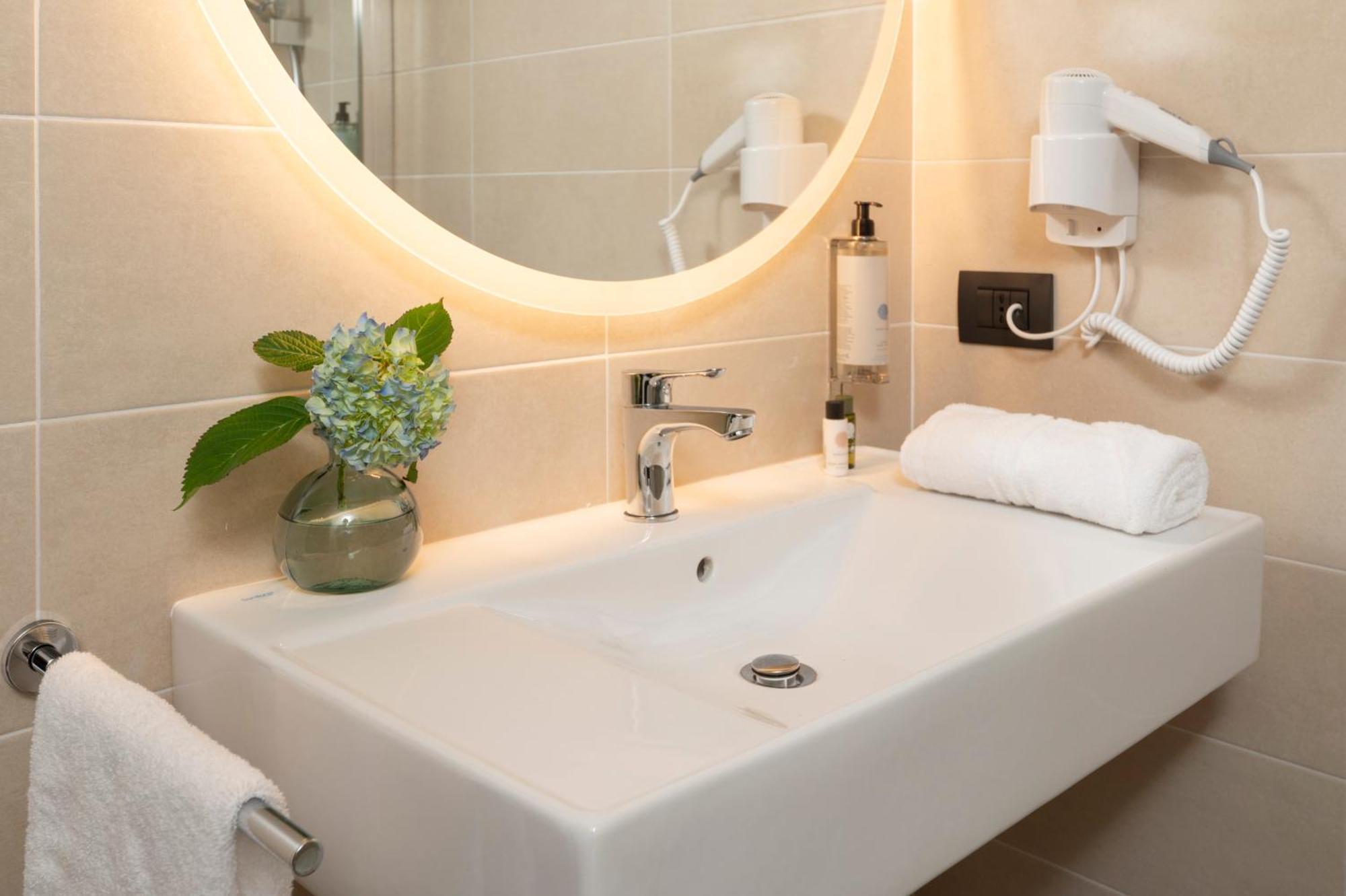 Hotel Plaza San Martino Siccomario Eksteriør bilde