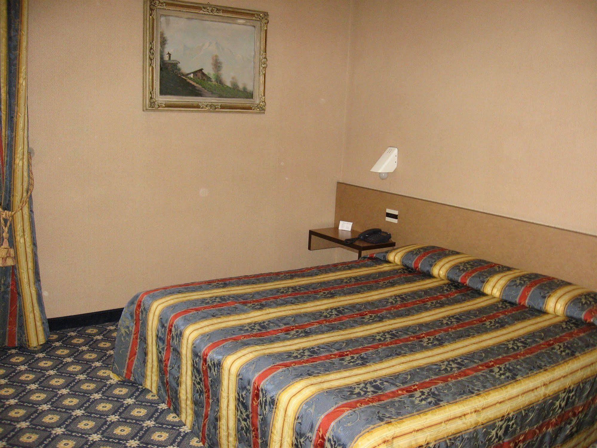 Hotel Plaza San Martino Siccomario Eksteriør bilde